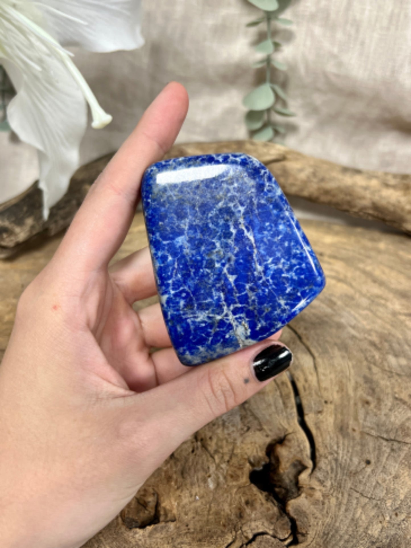 Image for lapis-lazuli-sculptuur-gepolijst-200-300-gram_1.jpg