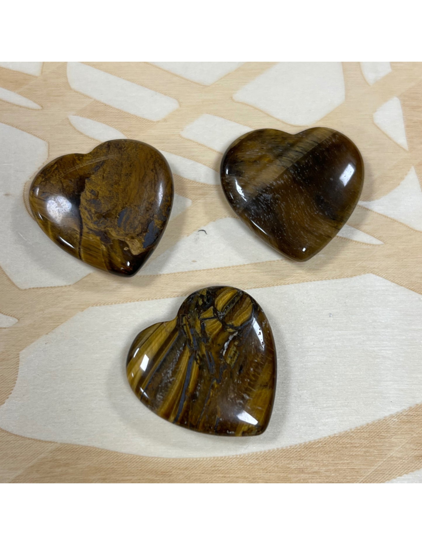 Image for tijgeroog-hart-30-mm-edelsteen_4.jpg