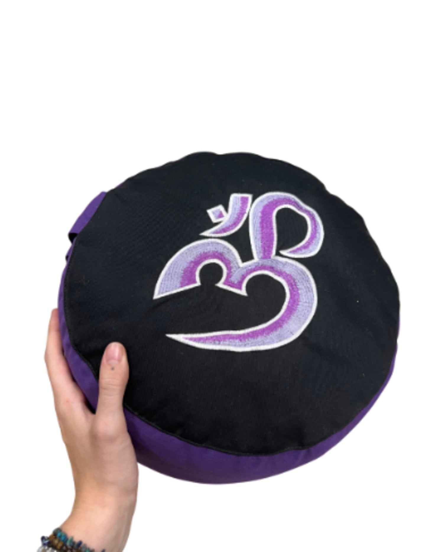 Image for yoga-styles-meditatiekussen-symbolic-ohm-groot-paars-op-zwart_4.jpg