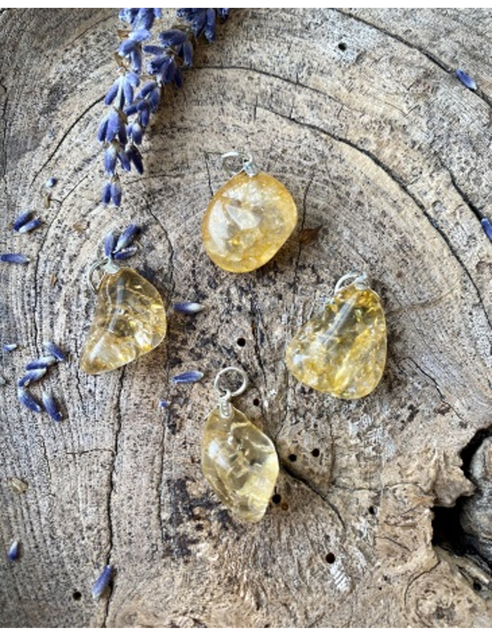 Image for bergkristal-edelsteen-hanger-crackle-geel-gekleurd_3.jpg