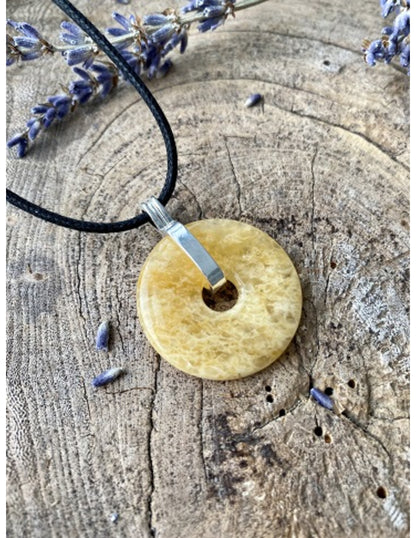 Image for calciet-geel-donuthanger-30-mm-aan-koord_1.jpg
