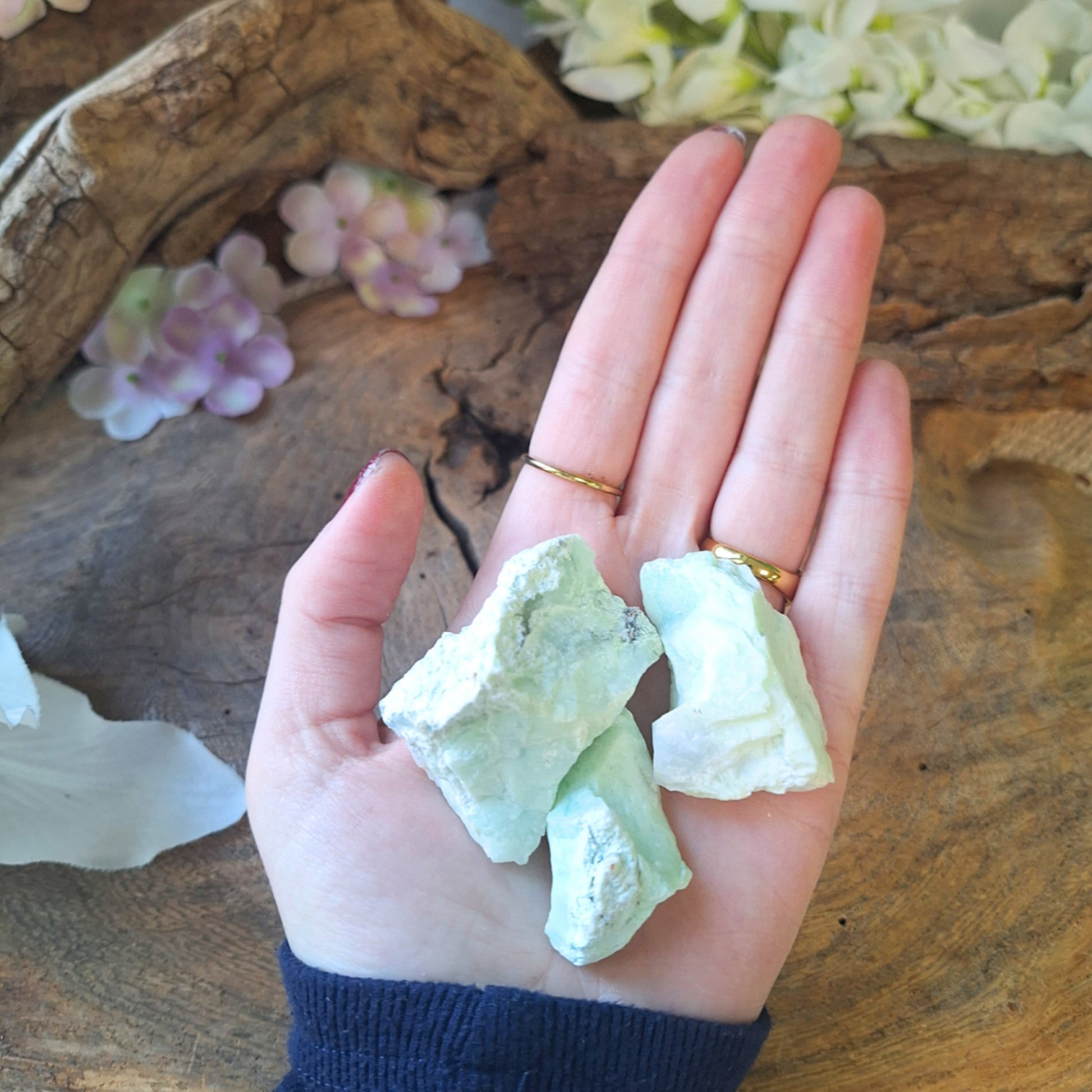 Image for chrysopraas-a-250-gr-ruwe-brokjes_1.jpg