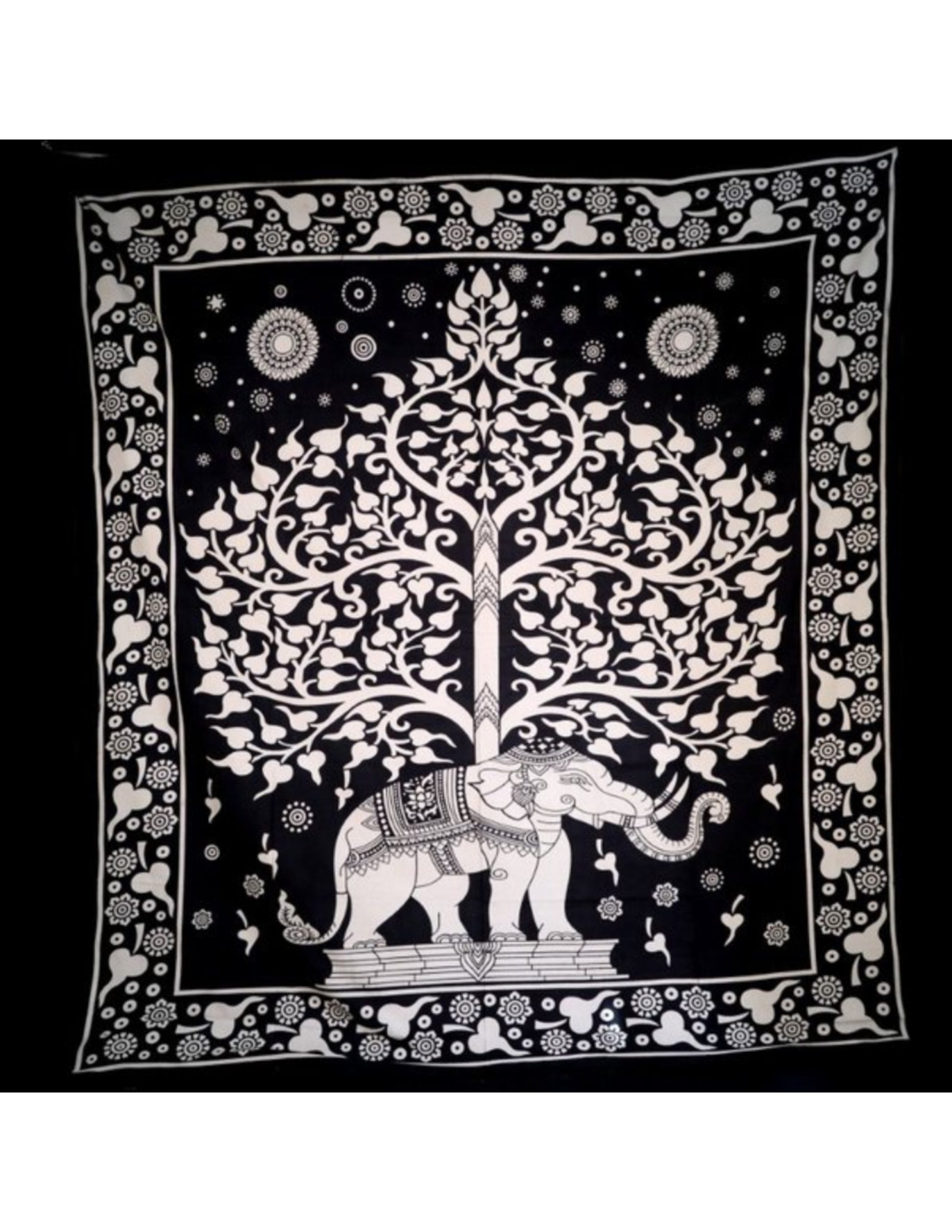 Image for grandfoulard-44-olifant-bodhi-tree-zwartwit_1.jpg