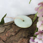Image for jade-donut-5-6-cm-aan-leren-koord-natuur_3.jpg
