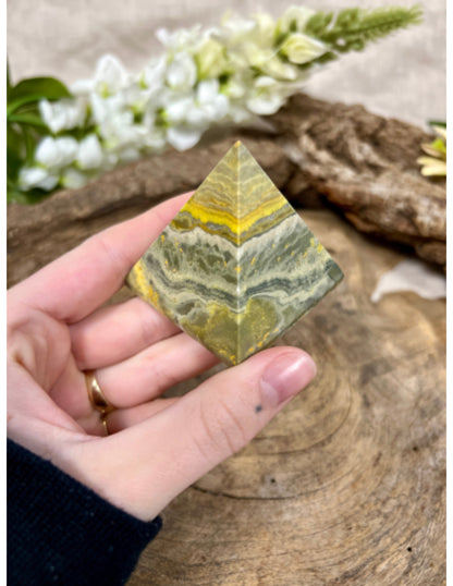 Image for jaspis-bumblebee-edelsteen-piramide-5-55-cm_1.jpg