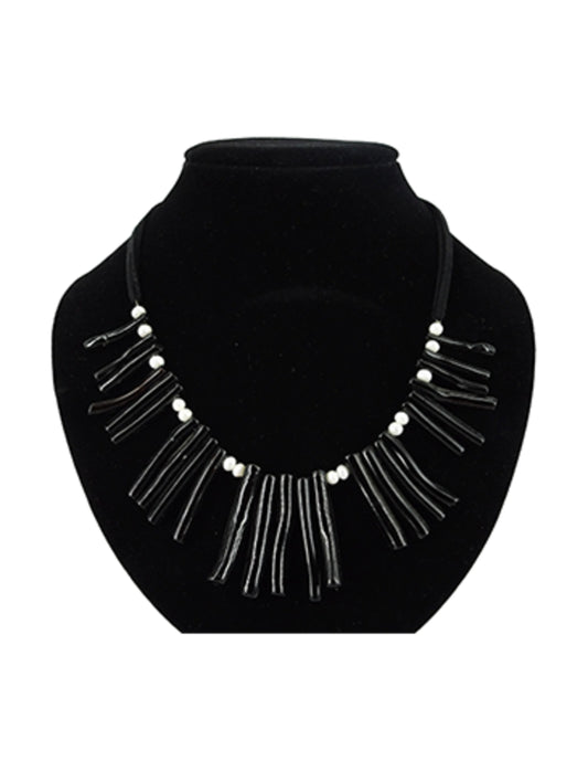 Image for koraal-zwart-ketting-imitatie-met-parels.jpg