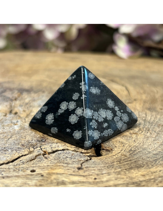 Image for obsidiaan-sneeuwvlok-piramide-35-mm_3.jpg