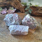 Image for rubeliet-in-matrix-madagaskar-250-gr-ruwe-brokjes_3.jpg