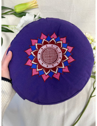Image for yogastyles-design-meditatiekussen-rond-paars-met-lotus_1.jpg
