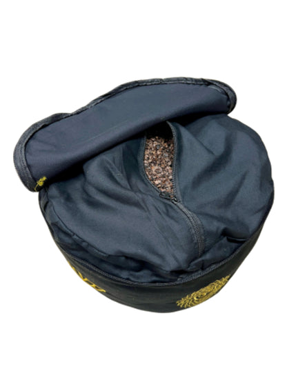 Image for yogastyles-meditatiekussen-zwart-met-gouden-ohm-symbolic-serie_4.jpg