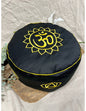 Image for yogastyles-meditatiekussen-zwart-met-gouden-ohm-symbolic-serie_1.jpg